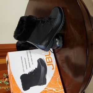 New in Box JBU boot